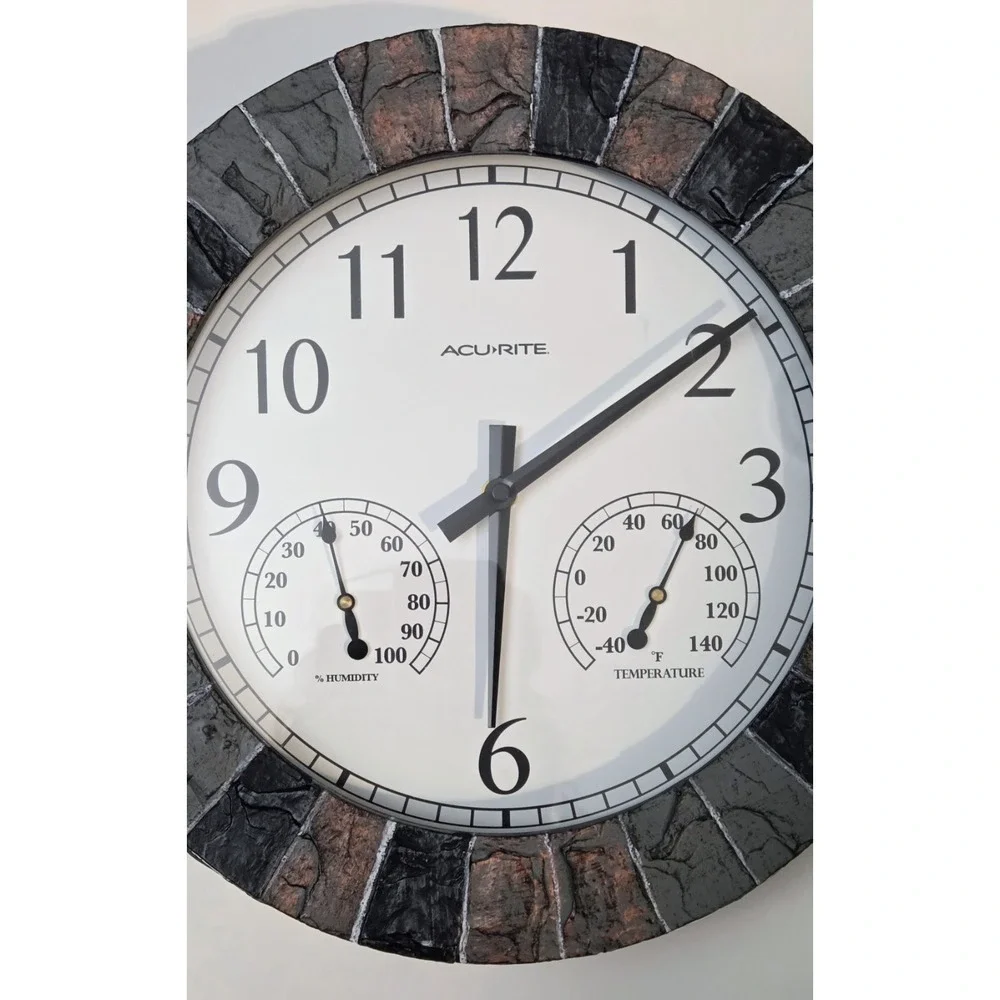AcuRite Analog Wireless Indoor Outdoor Faux Slate Thermometer Clock Hygrometer‎